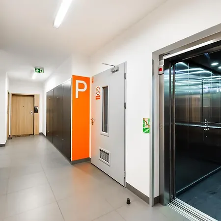 Metro Bemowo Colourful Apartment Warsaw Exterior photo